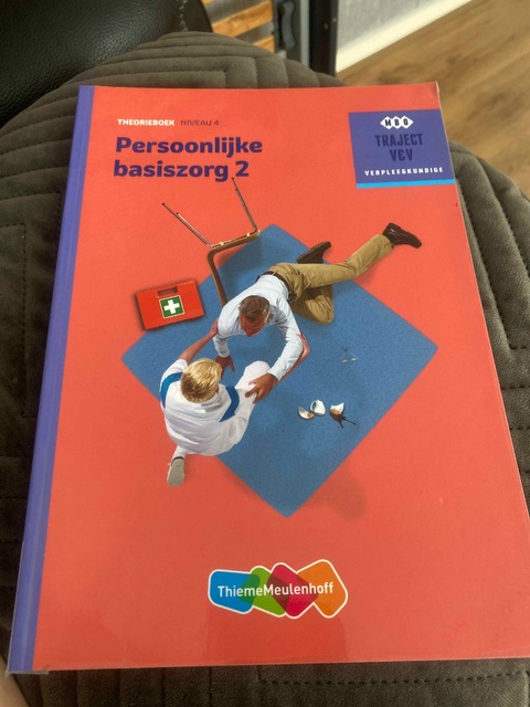 9789006910322-Persoonlijke-basiszorg-Theorieboek-Niveau-4