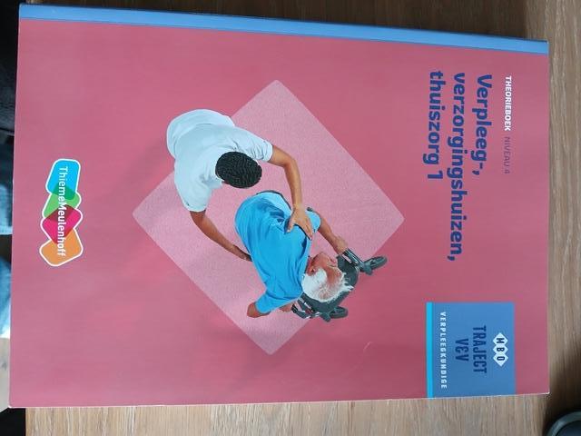 9789006910414-Verpleeg-verzorgingshuizen-thuiszorg-1-niveau-4