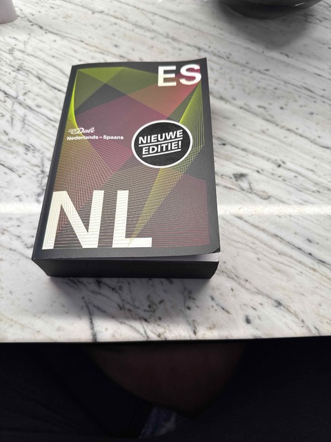 9789460774201-Van-Dale-Pocketwoordenboek-Nederlands-Spaans