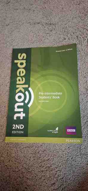 9781292115979-Speakout-Pre-Intermediate.-Students-Book-and-DVD-ROM-Pack