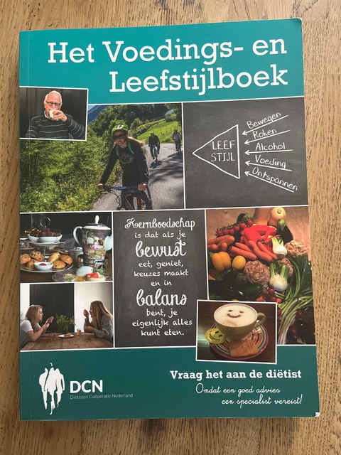 9789083026732-Het-Voedings-en-Leefstijlboek