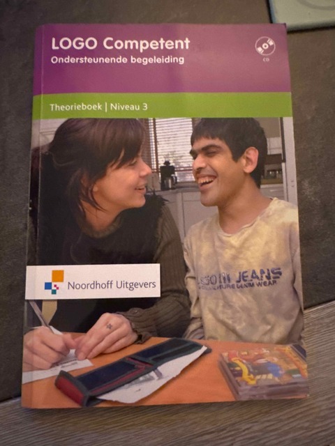 9789001300333-Logo-Competent-Ondersteunende-begeleiding-deel-theorieboek-CD-ROM