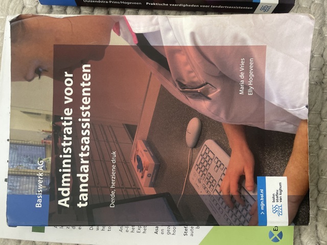 9789036823425-Administratie-voor-tandartsassistenten