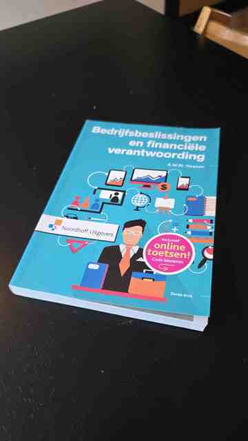 9789001841775-Bedrijfsbeslissingen-en-financiele-verantwoording