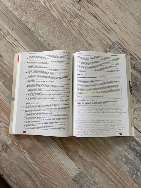 9789006636475-Examenbundel-vwo-Nederlands-20152016-vwo-Nederlands