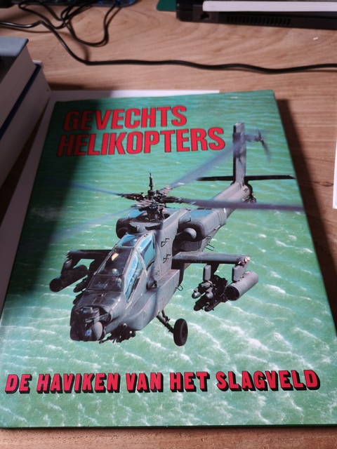 9789025203337-Gevechtshelikopters