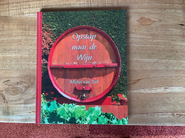 9789080969810-Opstap-naar-de-wijn
