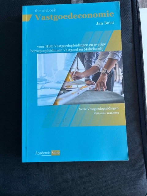 9789083241647-Vastgoedeconomie