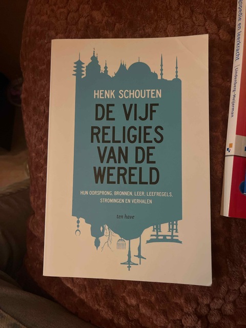 9789025904777-De-vijf-religies-van-de-wereld