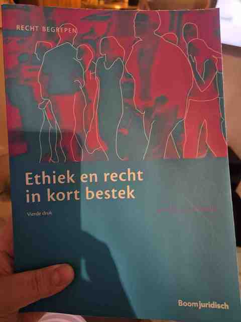 9789462903531-Ethiek-en-recht-in-kort-bestek