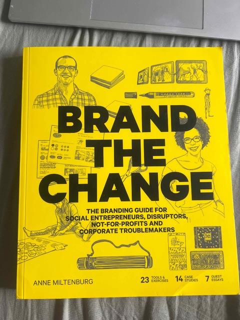 9789063694784-Brand-the-Change