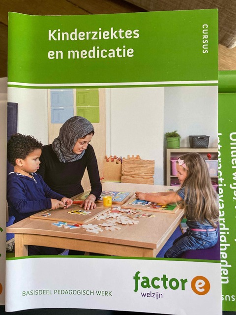 9789037233537-Kinderziektes-en-medicatie