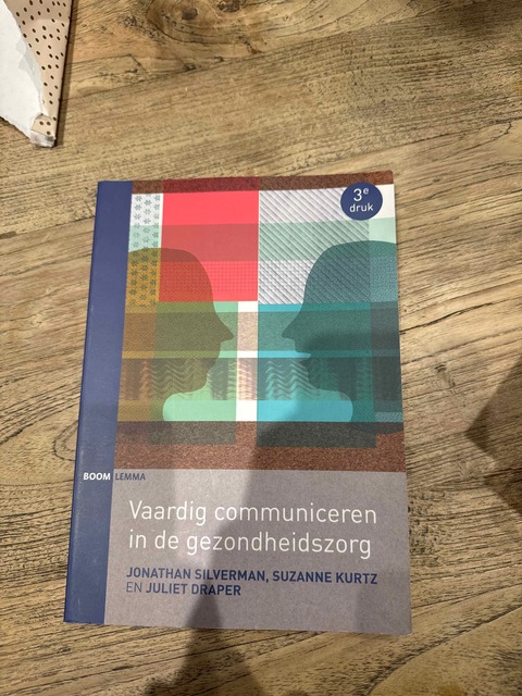 9789462363595-Vaardig-communiceren-in-de-gezondheidszorg