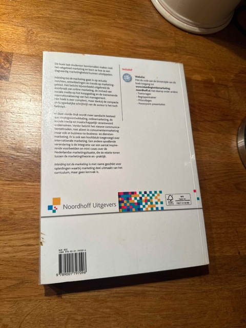 9789001797096-Inleiding-tot-de-marketing