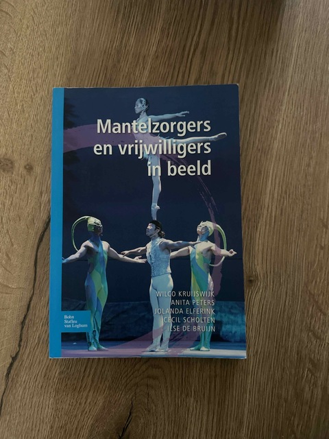 9789031392261-Mantelzorgers-en-vrijwilligers-in-beeld