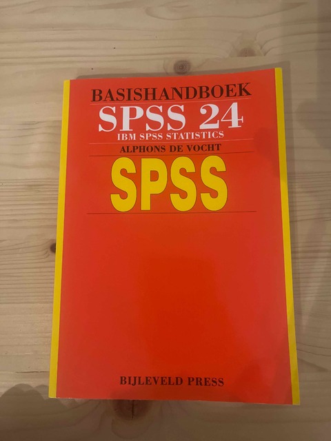 9789055482603-Basishandboek-SPSS-24