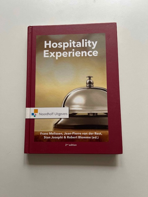 9789001885786-Hospitality-Experience