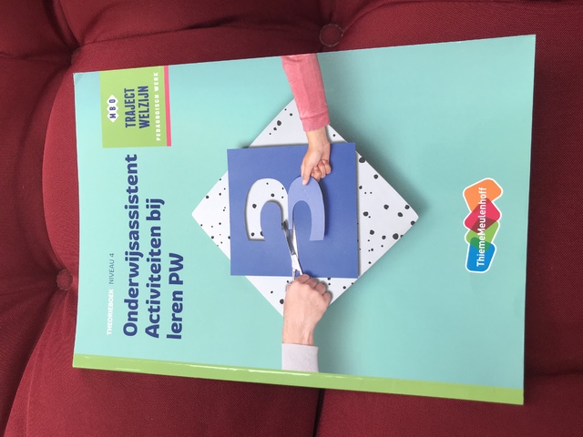 9789006622294-Profiel-Onderwijsassistent-Activiteiten-bij-leren-niveau-4