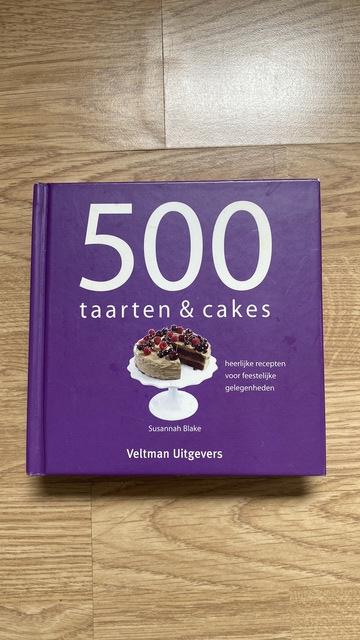 9789048301331-500-taarten-cakes
