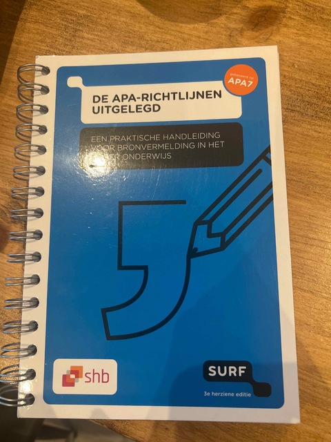 9789072482235-De-APA-richtlijnen-uitgelegd-Een-praktische-handleiding-voor-br