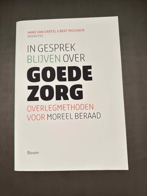 9789461055101-In-gesprek-blijven-over-goede-zorg