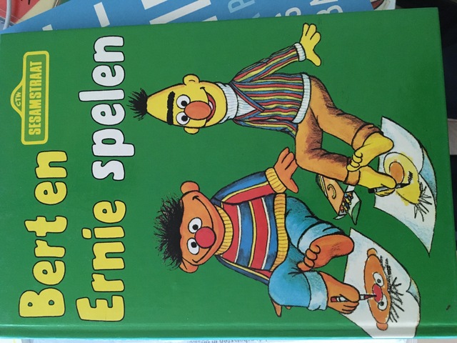 9789024328956-Bert-en-ernie-spelen