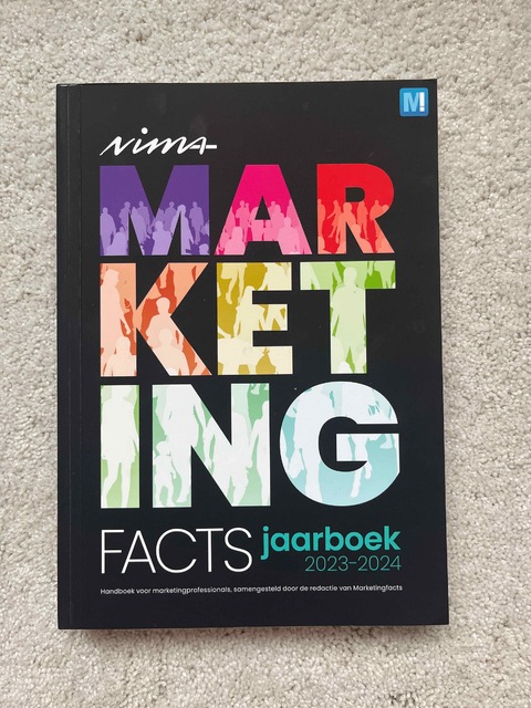 9789078972167-NIMA-Marketingfacts-jaarboek-2023-2024