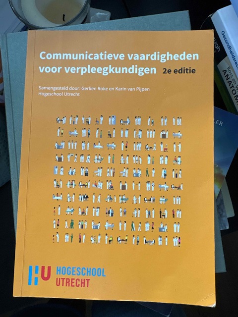 9789043038874-Communicatieve-vaardigheden-voor-verpleegkundigen-2e-custom-editie