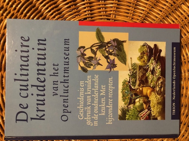 9789051214758-De-culinaire-kruidentuin-van-het-Openluchtmuseum