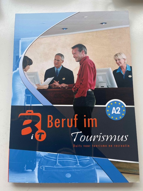 9789077977033-Beruf-im-Tourismus-A2