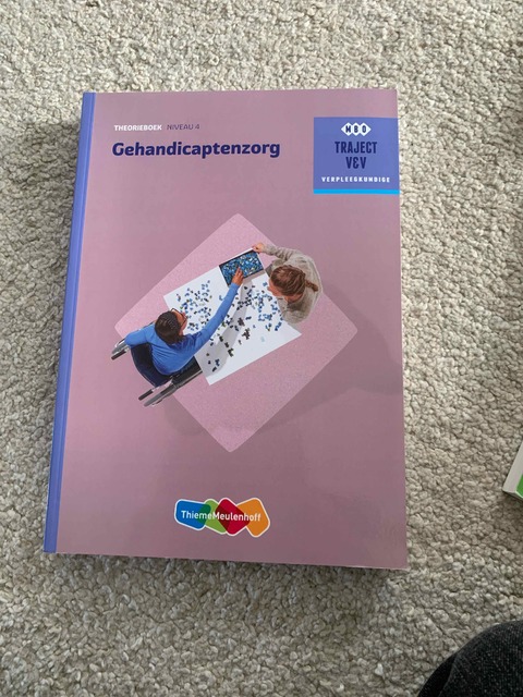 9789006910452-Gehandicaptenzorg-Niveau-4-Theorieboek