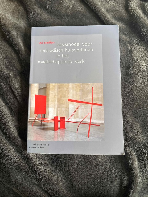 9789046900352-Basismodel-voor-methodisch-hulpverlenen-in-het-maatschappelijk-werk