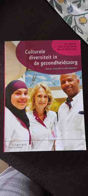 9789046903285-Culturele-diversiteit-in-de-gezondheidszorg