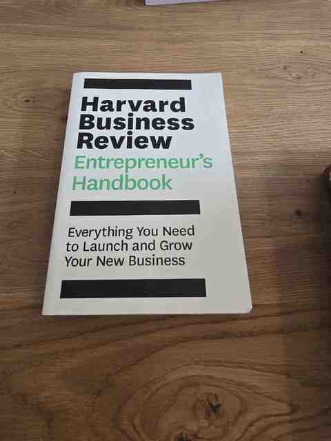 9781633693685-Harvard-Business-Review-Entrepreneurs-Handbook