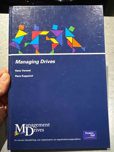 9789043007412-Managing-Drives