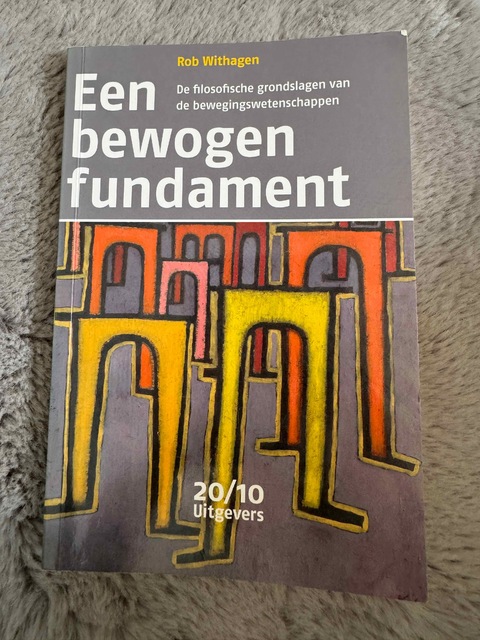 9789490951443-Een-bewogen-fundament