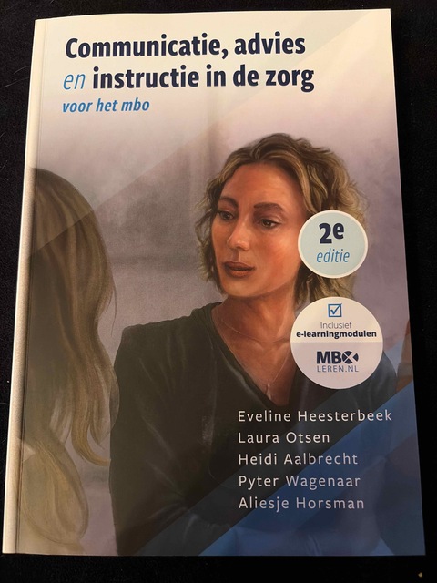 9789083251387-Communicatie-advies-en-instructie-in-de-zorg