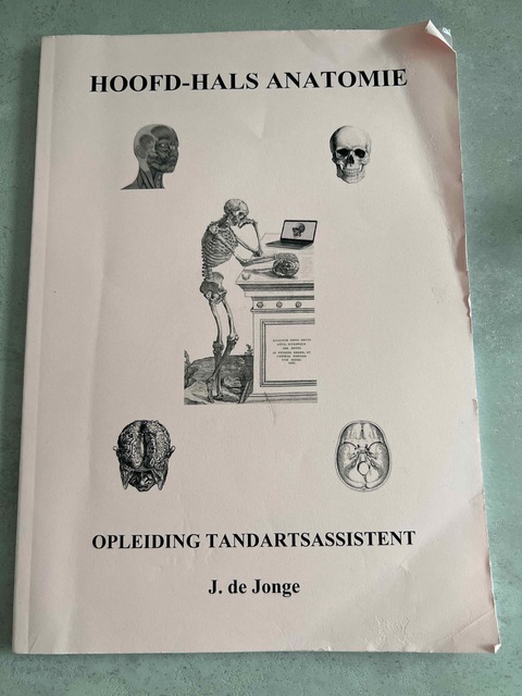 9789492208033-Hoofd-hals-anatomie