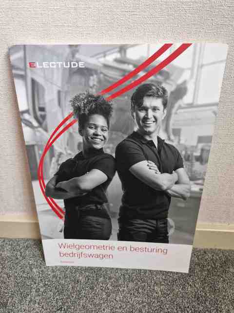9789493302631-Wielgeometrie-en-besturing-bedrijfswagen