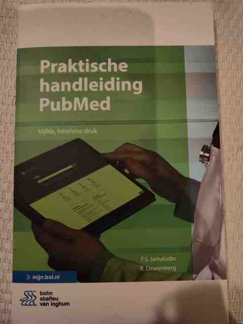 9789036825528-Praktische-handleiding-PubMed