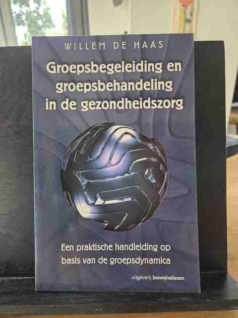 9789024417988-Groepsbegeleiding-en-groepsbehandeling-in-de-gezondheidszorg