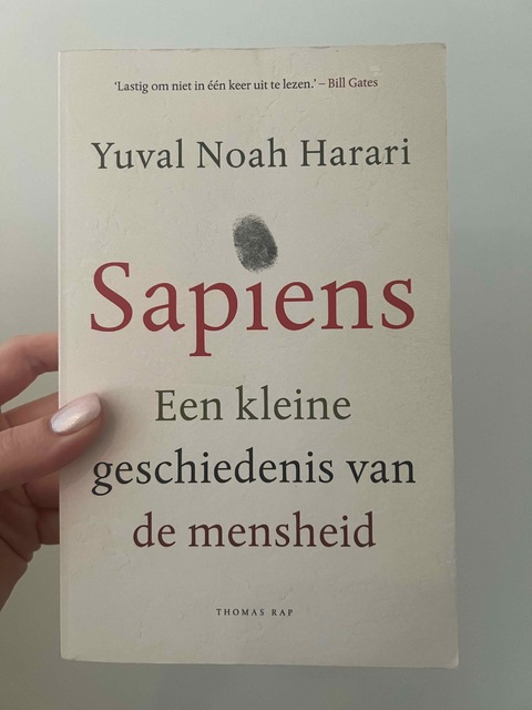 9789400404908-Sapiens