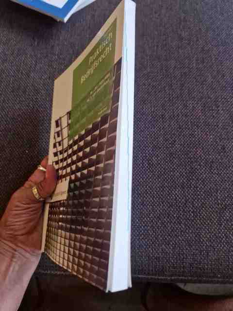 9789001845131-Praktisch-bedrijfsrecht