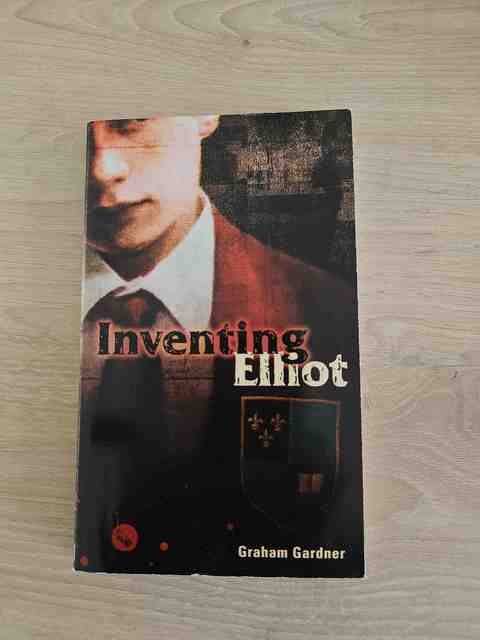 9780142403440-Gardner-G-Inventing-Elliot