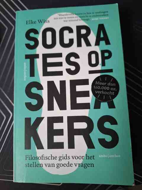 9789026346897-Socrates-op-sneakers