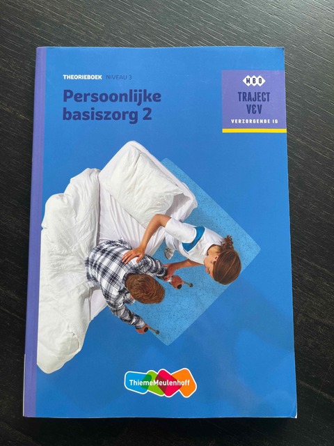 9789006910209-Persoonlijke-basiszorg-Theorieboek-niveau-3