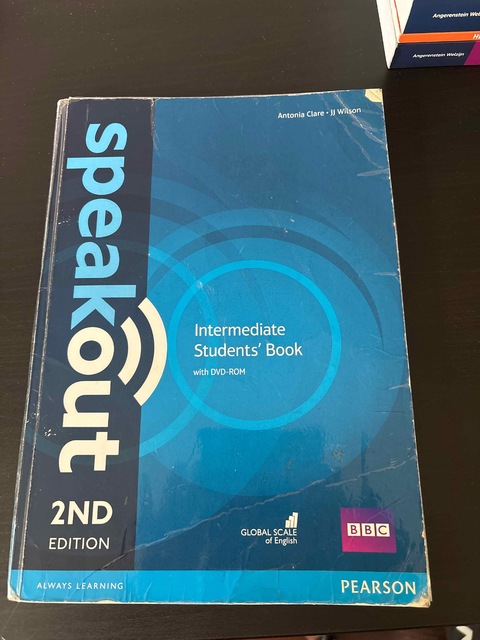 9781292115948-Speakout-Intermediate.-Students-Book-and-DVD-ROM-Pack