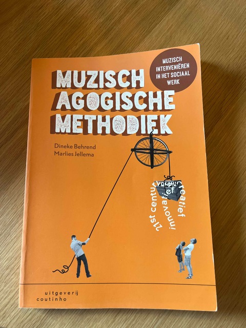 9789046904541-Muzisch-agogische-methodiek