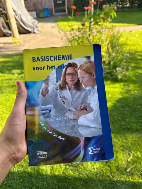 9789077423875-Basischemie-voor-het-MLO
