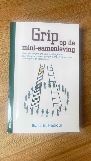 9789461645579-Grip-op-de-mini-samenleving